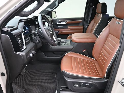 Used 2026 GMC Sierra 1500 Denali Ultimate AWD/4WD image 10