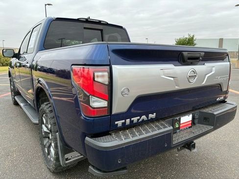 Used 2022 Nissan Titan Platinum Reserve w/ Moonroof Package AWD/4WD image 4