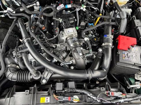 New 2025 Ford Bronco Badlands image 26