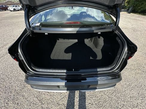Used 2025 Kia K4 EX image 22
