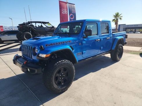 Used 2022 Jeep Gladiator Mojave w/ Cold Weather Group AWD/4WD image 8