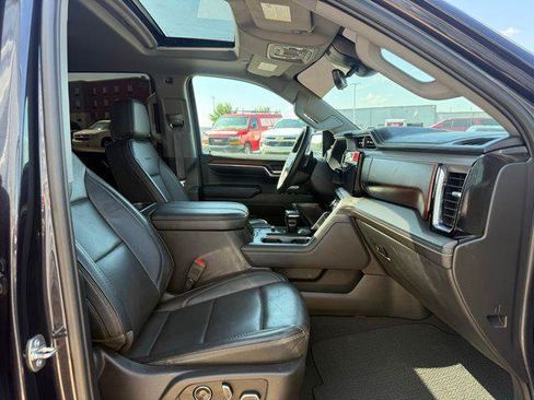 Used 2024 GMC Sierra 1500 Denali w/ Denali Reserve Package AWD/4WD image 3