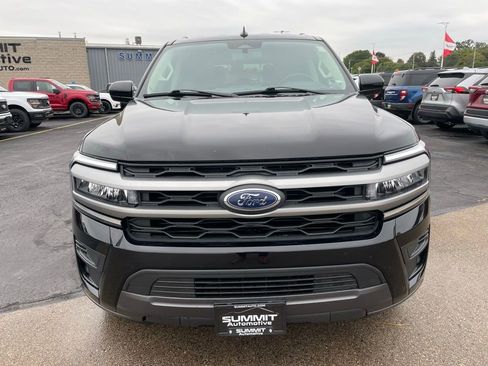 Used 2024 Ford Expedition XLT AWD/4WD image 28