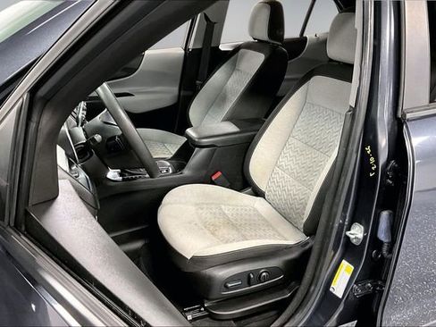 Used 2022 Chevrolet Equinox LS image 20