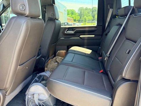 Used 2024 GMC Sierra 2500 Denali w/ Denali Reserve Package AWD/4WD image 6