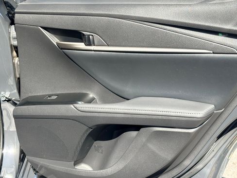 Used 2025 Toyota Camry XSE image 28