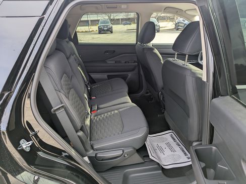 New 2025 Nissan Pathfinder SV w/ Cargo Package image 16