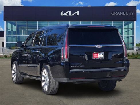 Used 2018 Cadillac Escalade ESV Platinum image 5