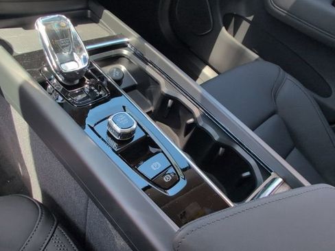 New 2026 Volvo XC60 B5 Plus w/ Protection Package Premier image 15