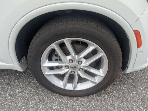Used 2024 Dodge Durango GT RWD image 11