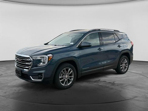 Used 2024 GMC Terrain SLT AWD/4WD image 4