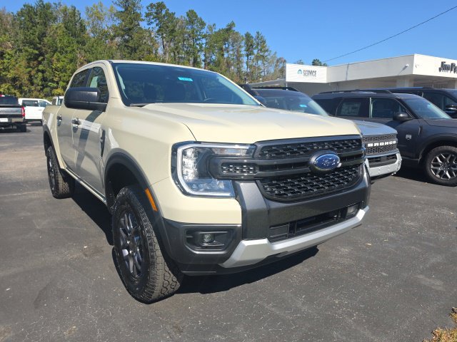 New 2026 Ford Ranger XLT w/ Trailer Tow Package RWD image 2