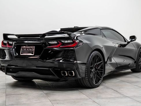 Used 2023 Chevrolet Corvette Stingray w/ Z51 Performance Package image 13