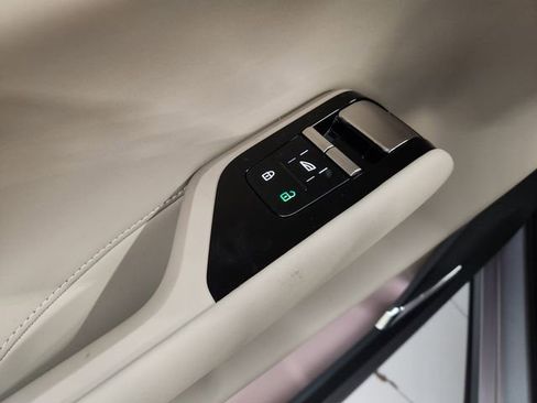 New 2026 Volvo EX90 Plus image 19