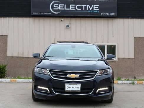 Used 2019 Chevrolet Impala LT w/ Sunroof and Spoiler Package FWD image 2