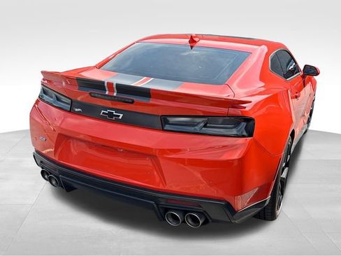 Used 2018 Chevrolet Camaro SS w/ Hot Wheels Edition RWD image 3