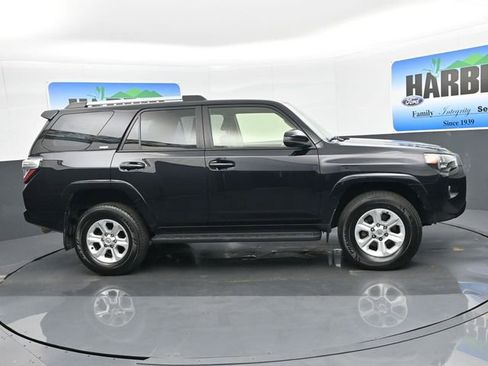 Used 2024 Toyota 4Runner SR5 image 7