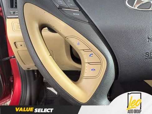 Used 2012 Hyundai Sonata Limited w/ Navigation Pkg FWD image 13