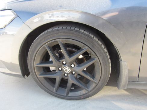 Certified 2024 Honda Civic Sport image 5