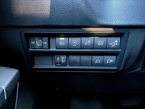 Used 2022 Toyota Tundra SR5 image 32