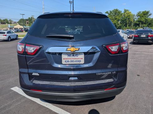 Used 2015 Chevrolet Traverse LS FWD image 5