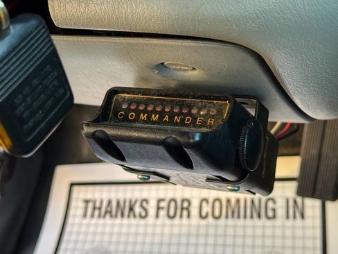 Used 2005 Ford Excursion XLT image 30