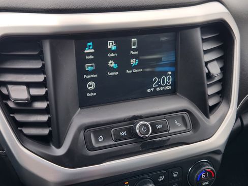 Used 2018 GMC Acadia SLE w/ Driver Alert Package I FWD image 17