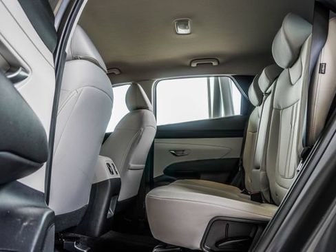 Certified 2025 Hyundai Tucson SEL FWD image 43