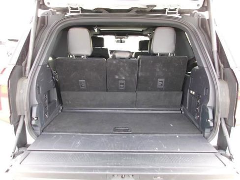 Used 2025 Ford Expedition Tremor image 6