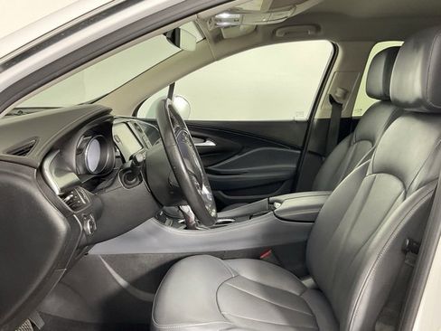 Used 2019 Buick Envision Essence image 10
