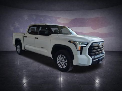 Used 2022 Toyota Tundra SR5 RWD image 7