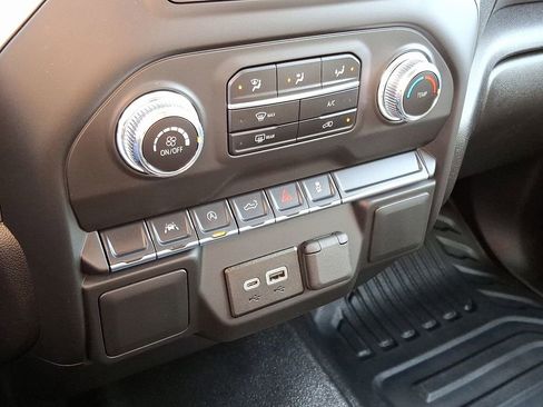 Used 2025 GMC Sierra 1500 Pro w/ Pro Value Package image 15