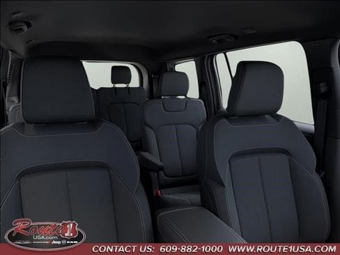 New 2026 Jeep Grand Cherokee L Laredo AWD/4WD image 27