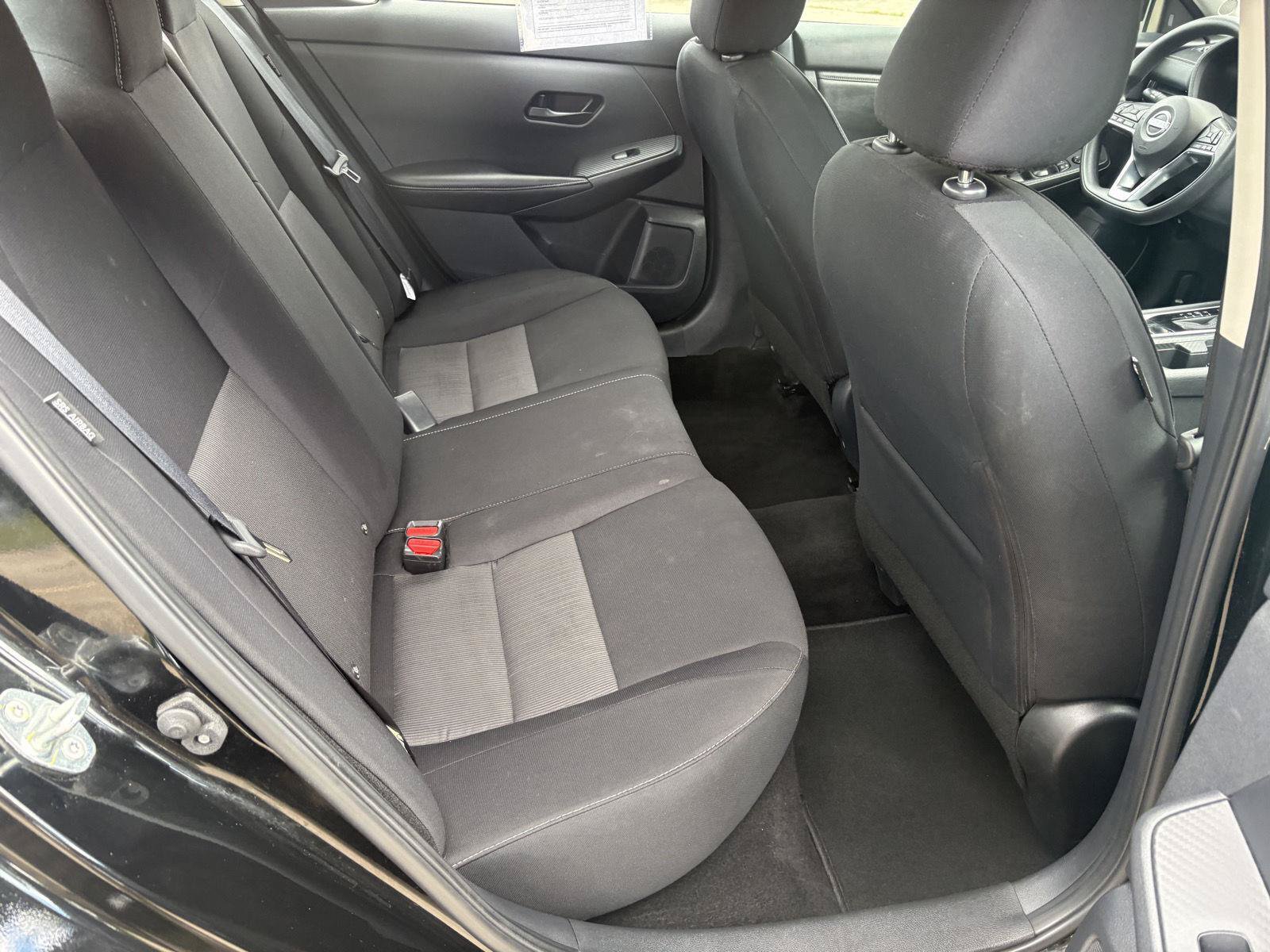 Used 2024 Nissan Sentra SV FWD image 13