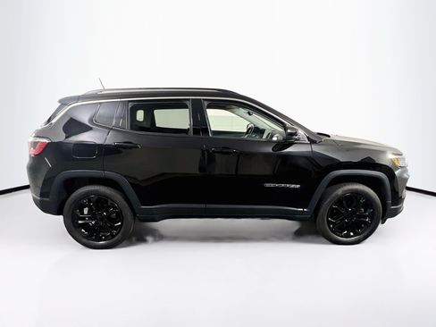 Used 2022 Jeep Compass Limited w/ Sun and Sound Group AWD/4WD image 4