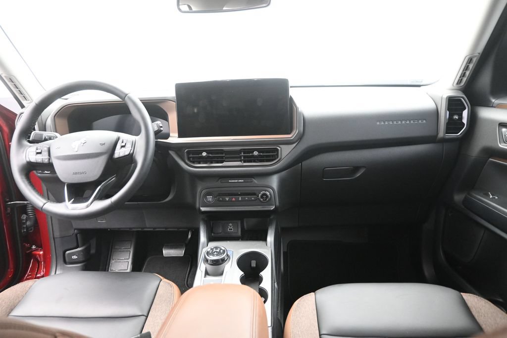 Certified 2025 Ford Bronco Sport Outer Banks w/ Outer Banks Tech Package+ AWD/4WD image 16