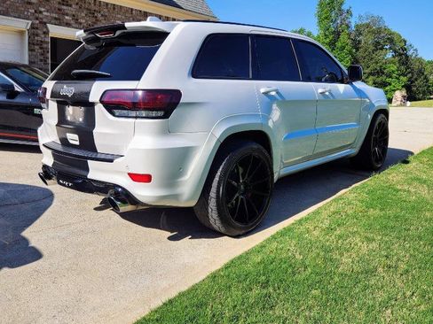 Used 2017 Jeep Grand Cherokee SRT w/ Trailer Tow Group IV AWD/4WD image 5