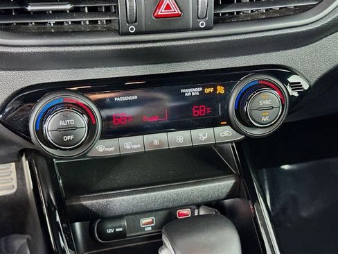 Certified 2023 Kia Forte GT-Line w/ GT-Line Technology Package FWD image 17