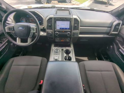 Used 2021 Ford Expedition XLT w/ FX4 Off-Road Package AWD/4WD image 18