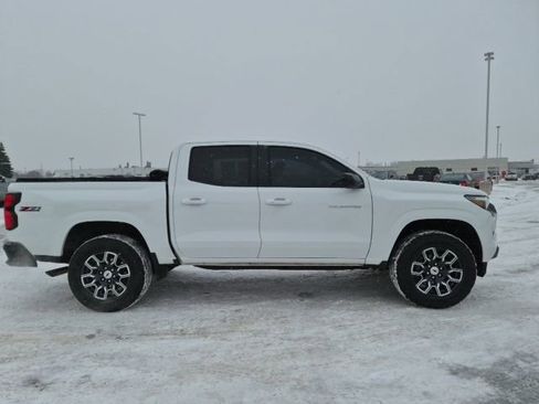 Certified 2024 Chevrolet Colorado Z71 w/ Z71 Convenience Package 2 image 4