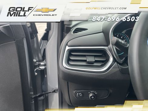 Certified 2024 Chevrolet Equinox LT w/ LPO, Floor Liner Package FWD image 17
