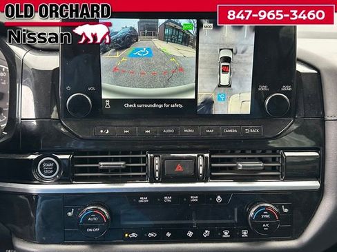 Used 2024 Nissan Pathfinder SL image 18