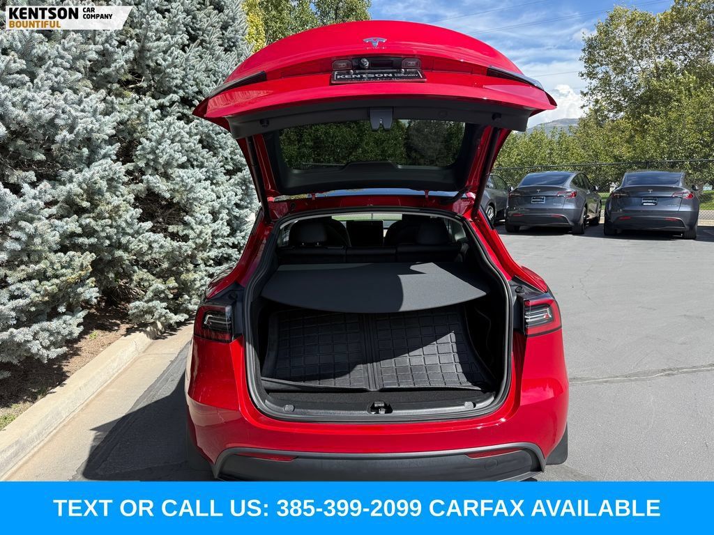 Used 2023 Tesla Model Y Long Range AWD/4WD image 28