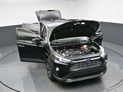 Used 2022 Toyota RAV4 Limited image 45