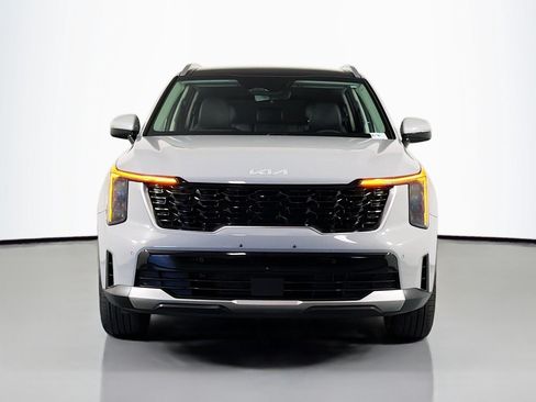 Used 2025 Kia Sorento S w/ Panoramic Sunroof Package FWD image 3