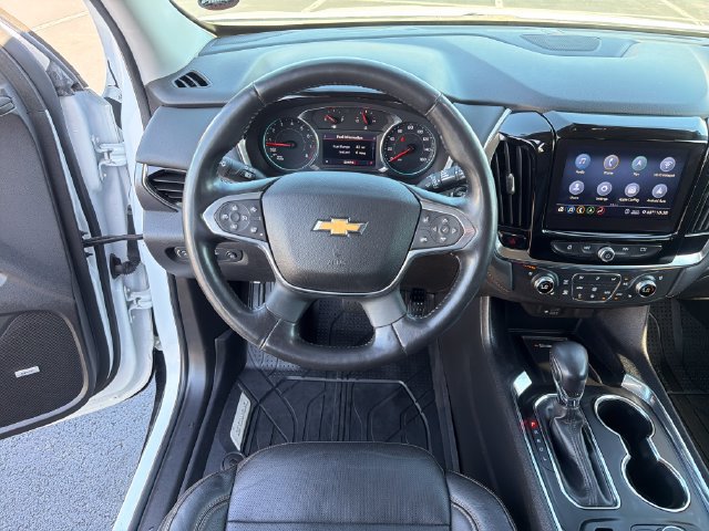 Used 2021 Chevrolet Traverse Premier w/ Redline Edition AWD/4WD image 15