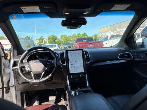 Used 2021 Ford Edge Titanium w/ Equipment Group 301A image 11
