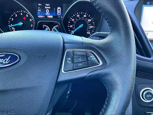 Used 2019 Ford Escape SEL FWD image 18