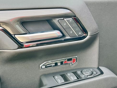New 2026 GMC Sierra 1500 AT4 w/ AT4 Premium Package image 8
