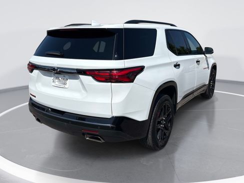 Used 2023 Chevrolet Traverse Premier w/ Redline Edition FWD image 8